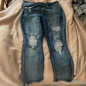 Judy Blue Distressed Boyfriend Jean